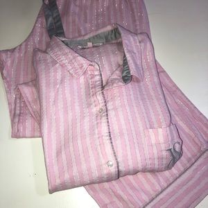 Victoria’s Secret classic pajama set